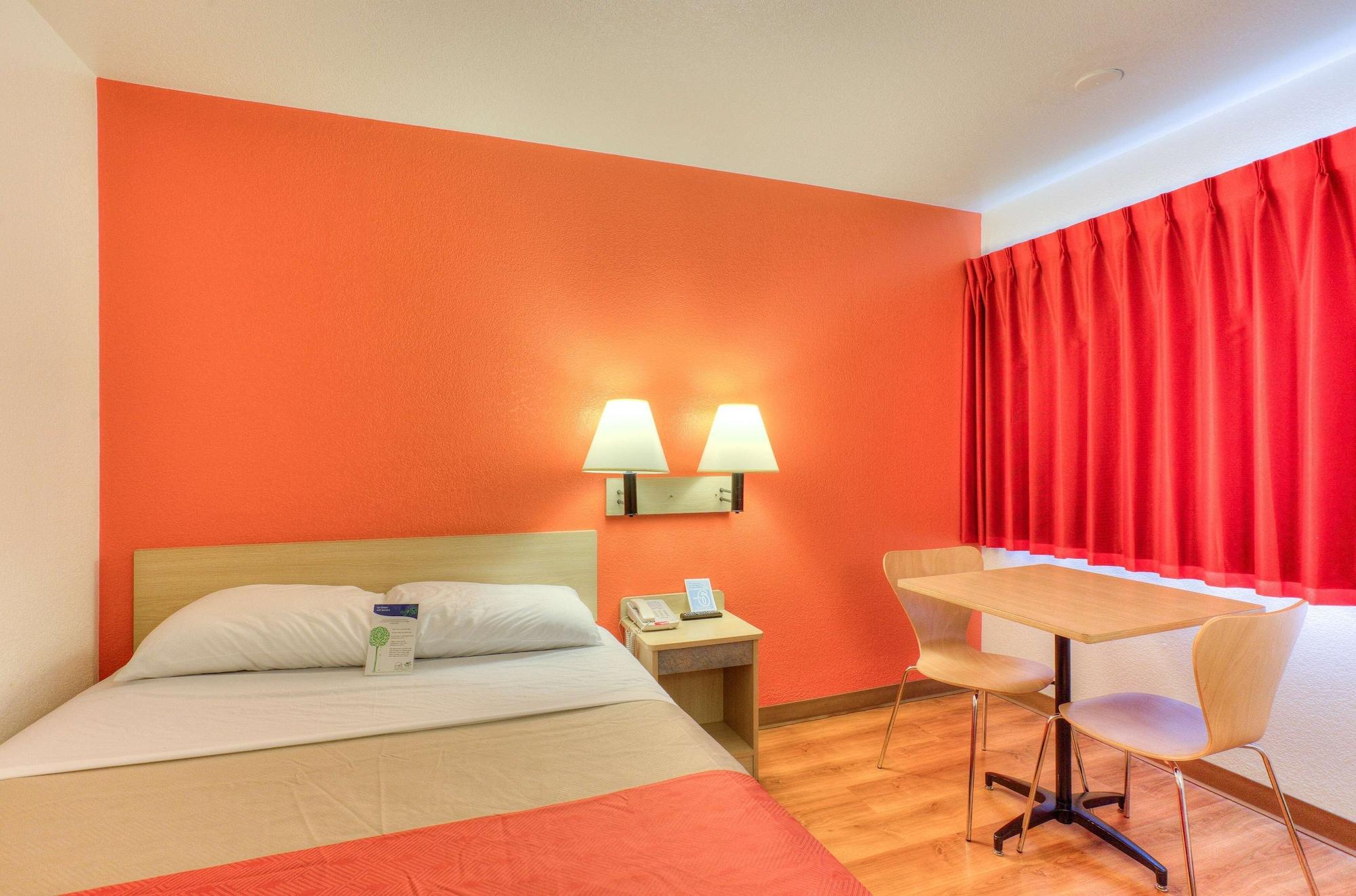 Motel 6-Tigard, Or - Portland South - Lake Oswego Εξωτερικό φωτογραφία