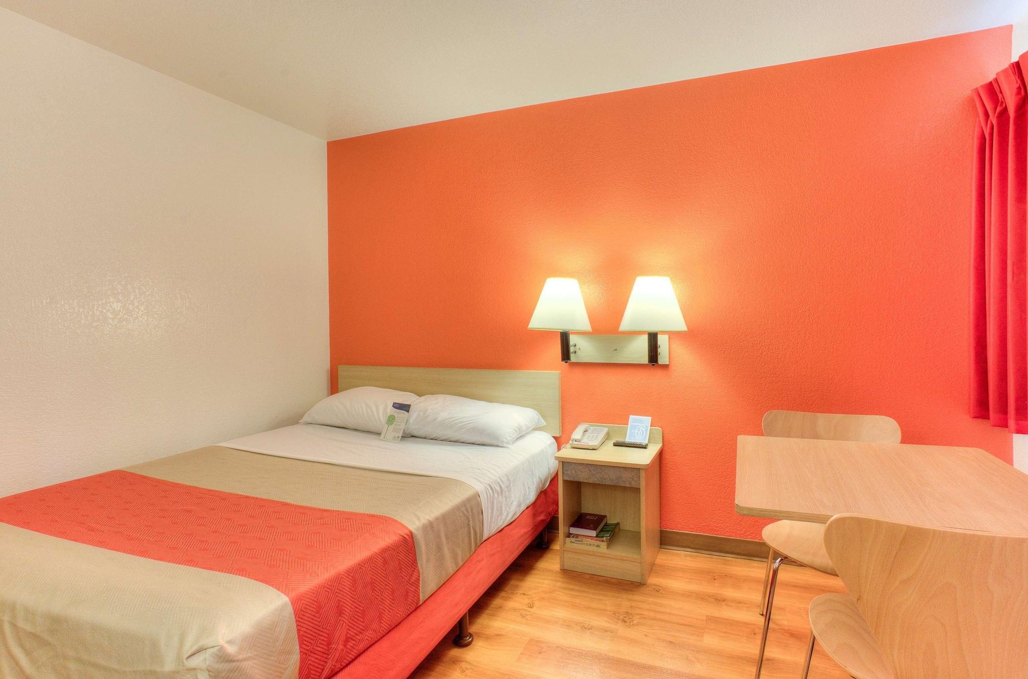 Motel 6-Tigard, Or - Portland South - Lake Oswego Εξωτερικό φωτογραφία