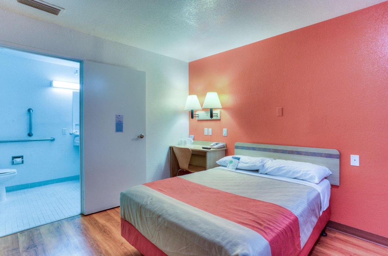 Motel 6-Tigard, Or - Portland South - Lake Oswego Εξωτερικό φωτογραφία
