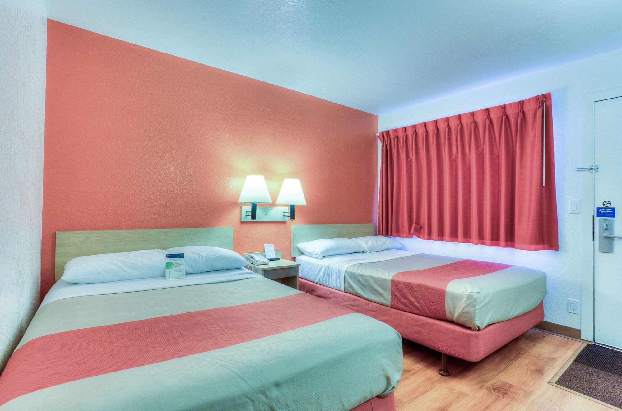Motel 6-Tigard, Or - Portland South - Lake Oswego Εξωτερικό φωτογραφία