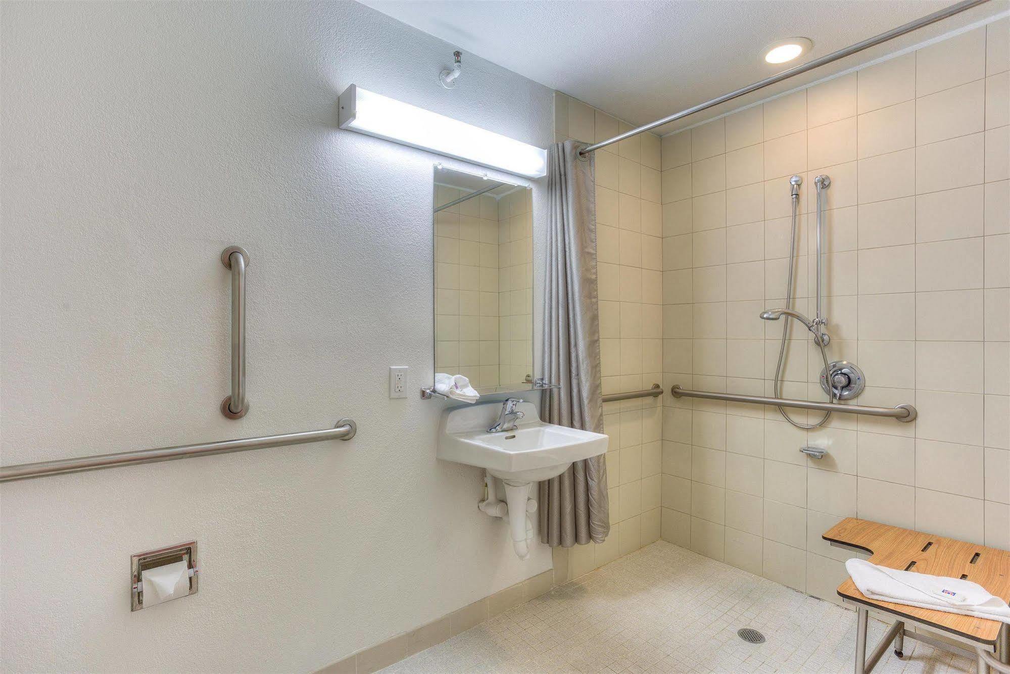 Motel 6-Tigard, Or - Portland South - Lake Oswego Εξωτερικό φωτογραφία